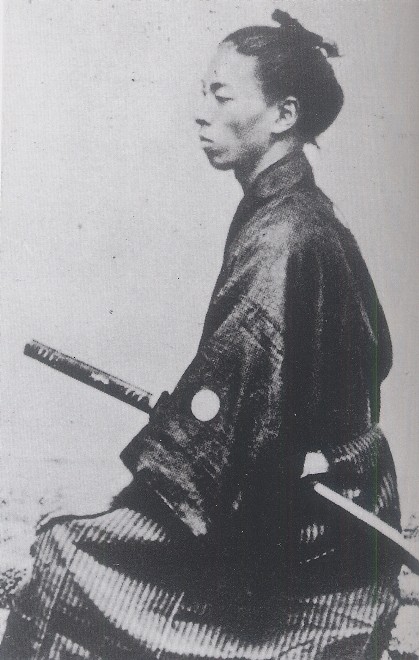 若かりし頃の田中光顕の画像